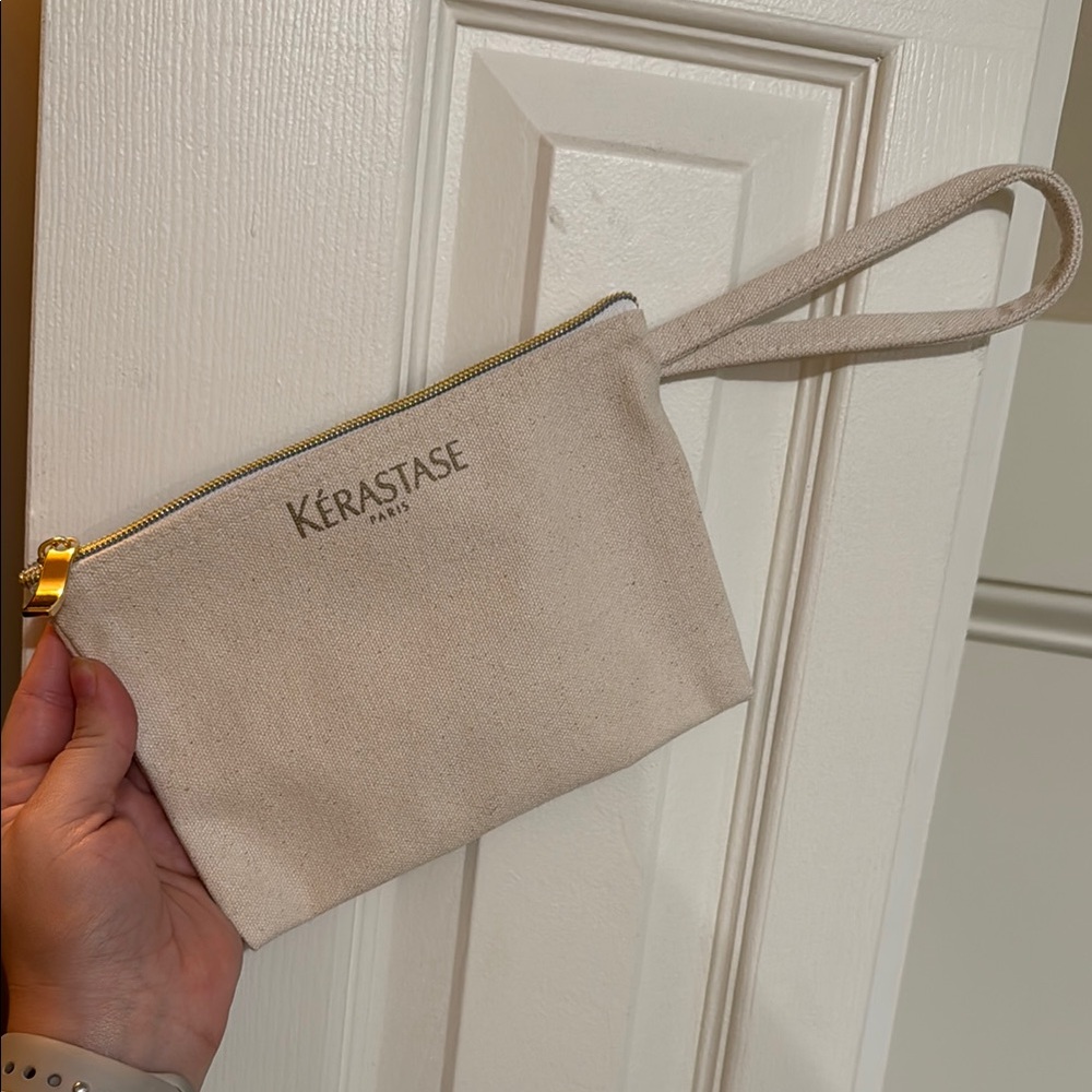 Kérastase Paris Wristlet / Makeup pouch